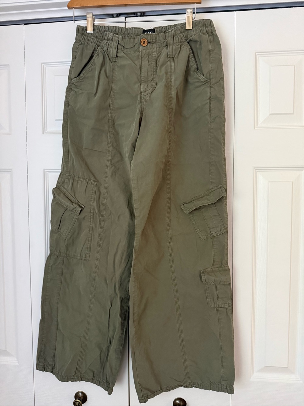 Urban Outfitters BDG Olive Green Cargo Drawstring Pants - Women